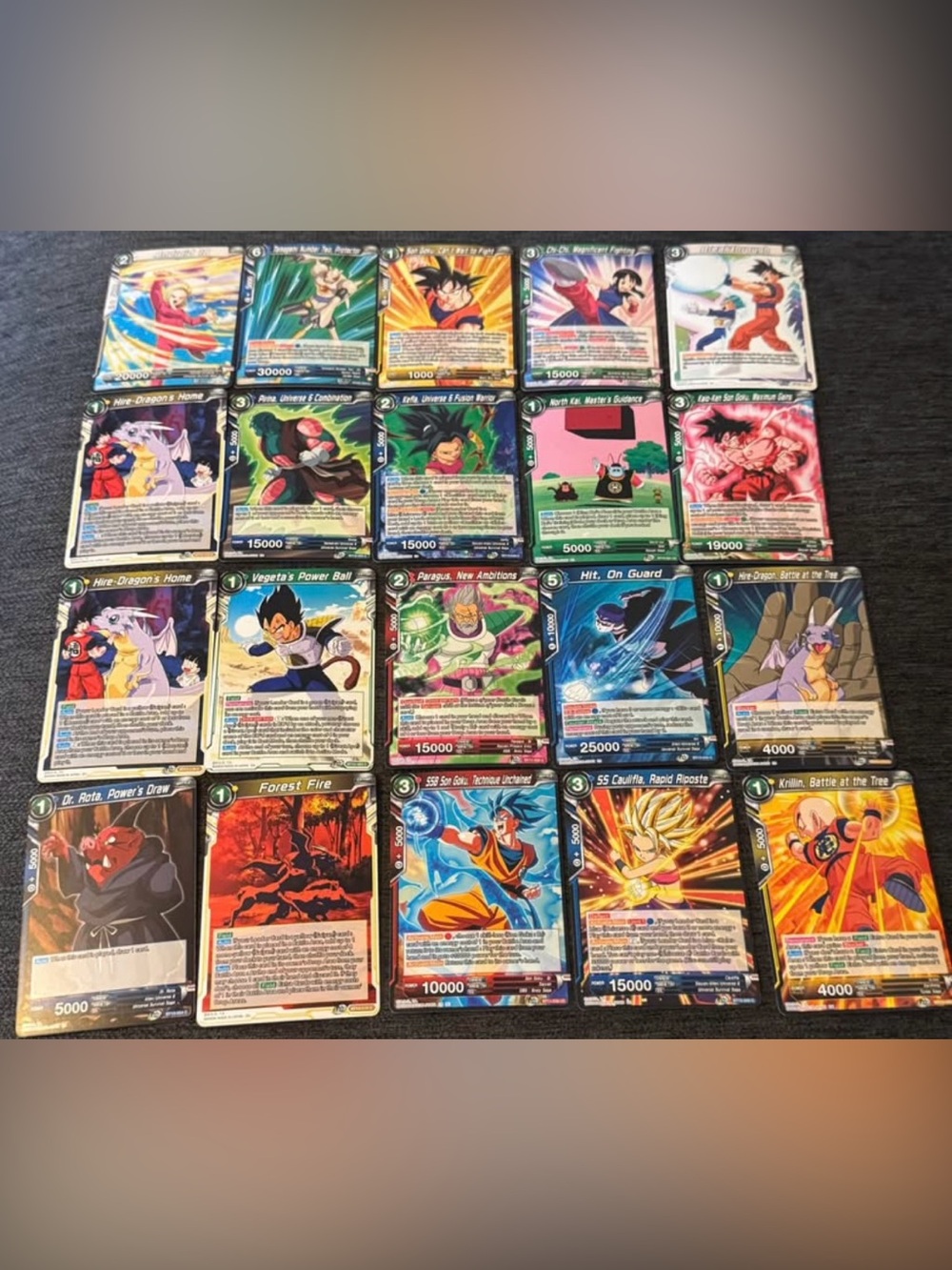 (2) 100 Dragon ball cards in perfect condition